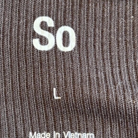 SO Black High-Neck Ribbed Tank Top Large - Picture 3 of 5